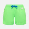 Badeshorts für Jungen aus leichtem Stoff in Neongrün von Jean Lighting Pantone | PANTONE-SONDERAUSGABE