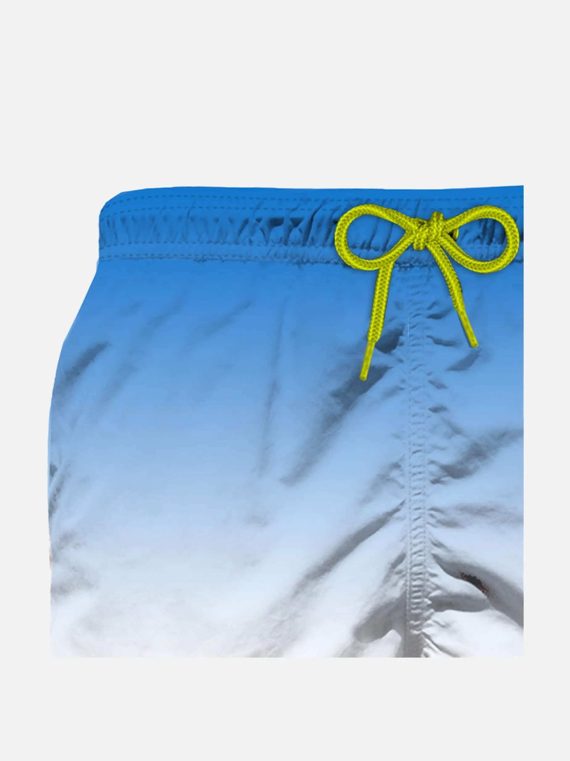 Badeshorts für Jungen mit blauem und weißem Farbverlaufsdruck