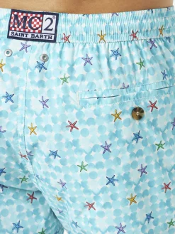 Bequeme Herren-Badeshorts aus Stretchstoff mit Seestern-Print