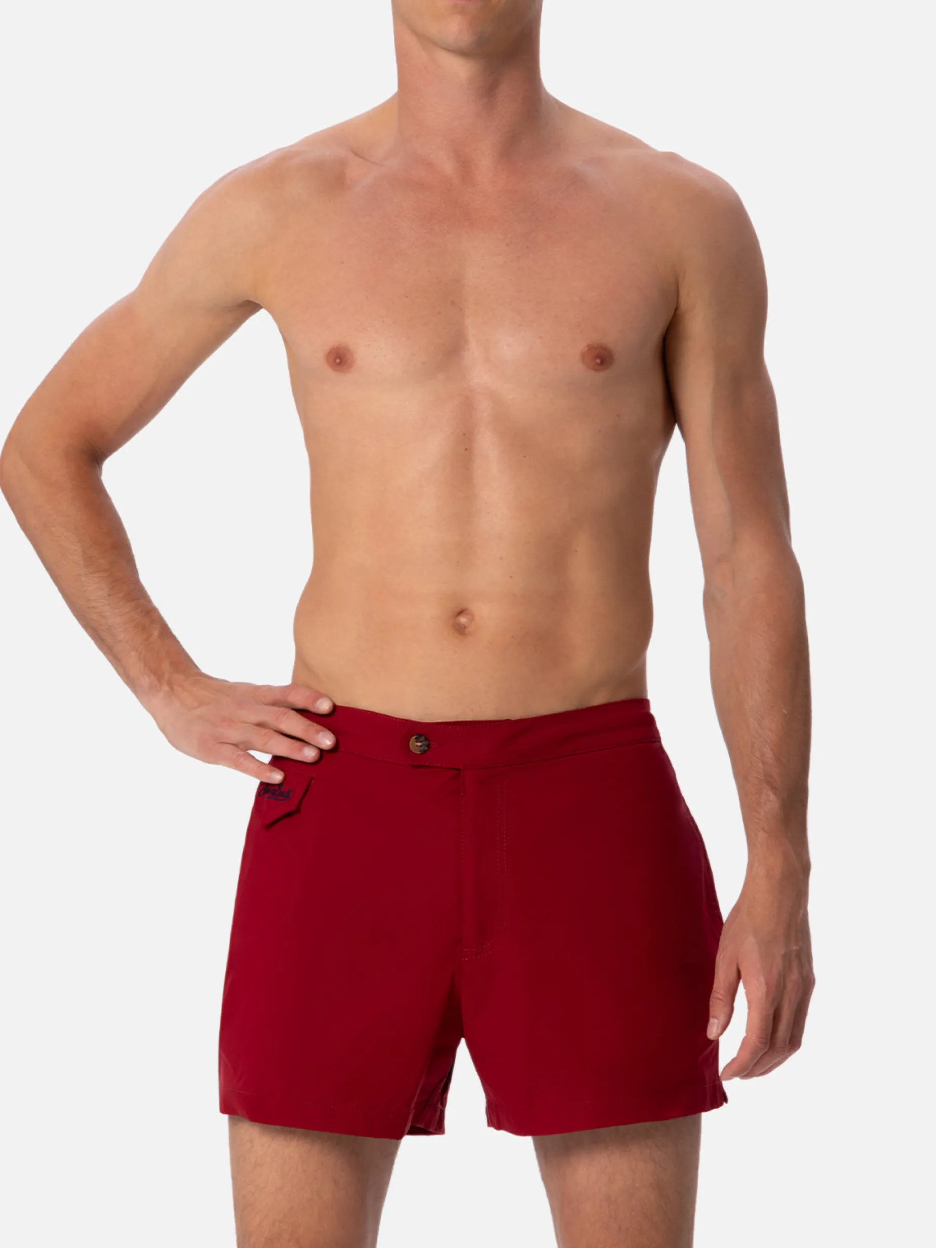 Burgunderrote, tailliert geschnittene Badeshorts für Herren von Harrys