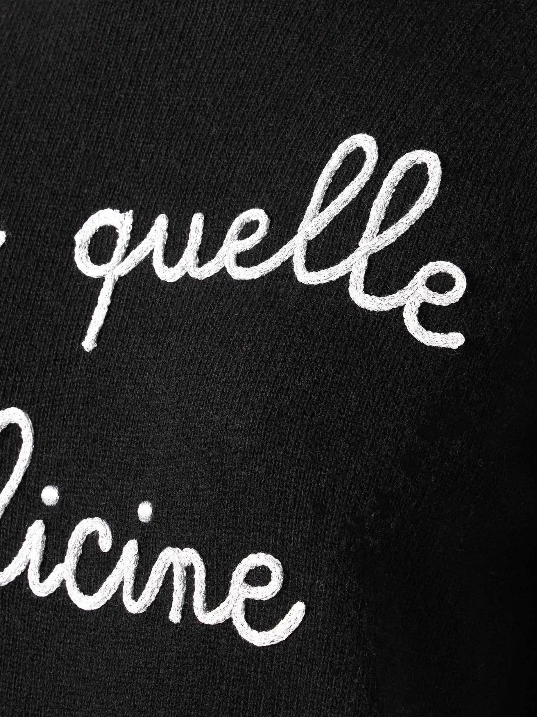Damenpullover mit „Tutte quelle bollicine“-Stickerei