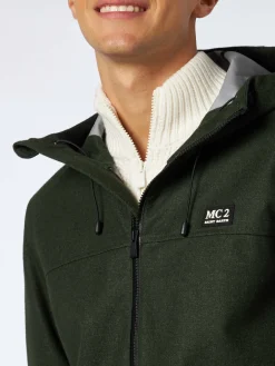 Grüne Windjacke für Herren mit Kapuze