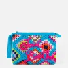 Hellblaue Häkel-Clutch „Parisienne“ mit Saint-Barth-Stickerei