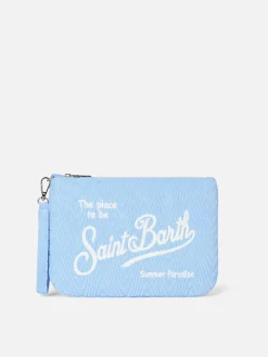 Hellblaue Parisienne Clutch aus Frottee mit Schwammprägung