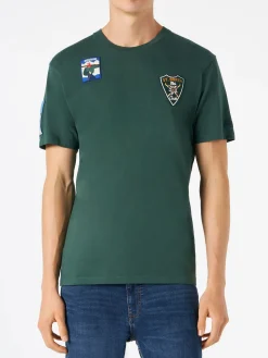 Herren waldgrünes T-Shirt mit Aufnähern