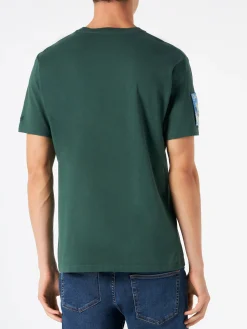 Herren waldgrünes T-Shirt mit Aufnähern