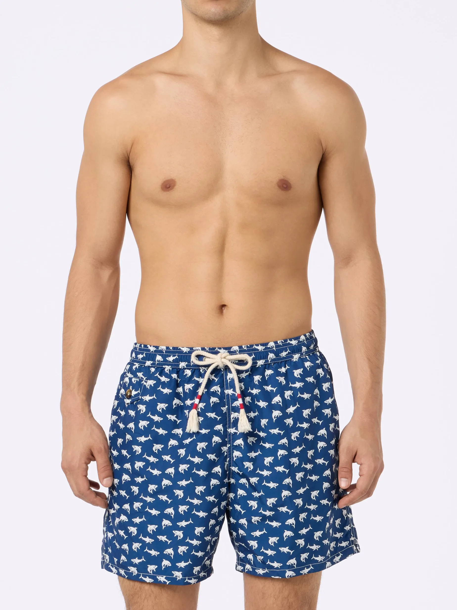 Herren-Badeshorts Lighting 70 aus leichtem Stoff mit Hai-Aufdruck