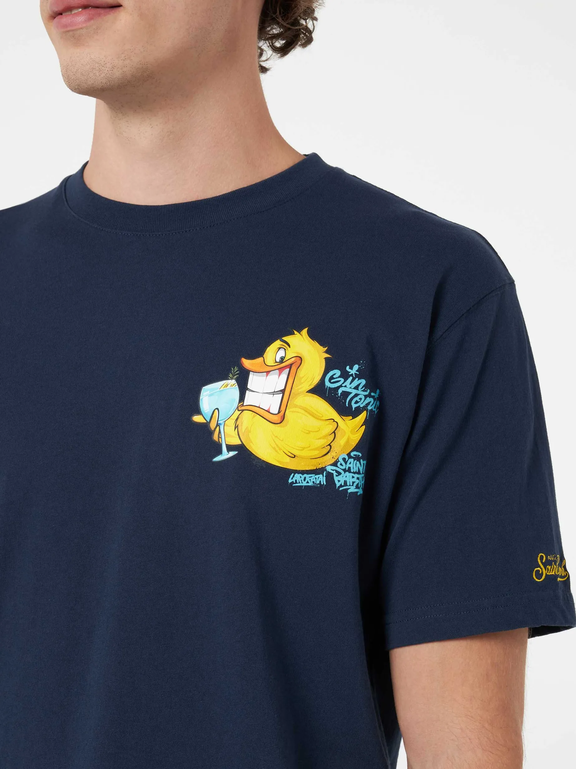 Herren-Baumwoll-T-Shirt mit platziertem Aufdruck „Cryptopuppets Ducky Gin“ auf Vorder- und Rückseite | CRYPTOPUPPET-SONDERAUSGABE