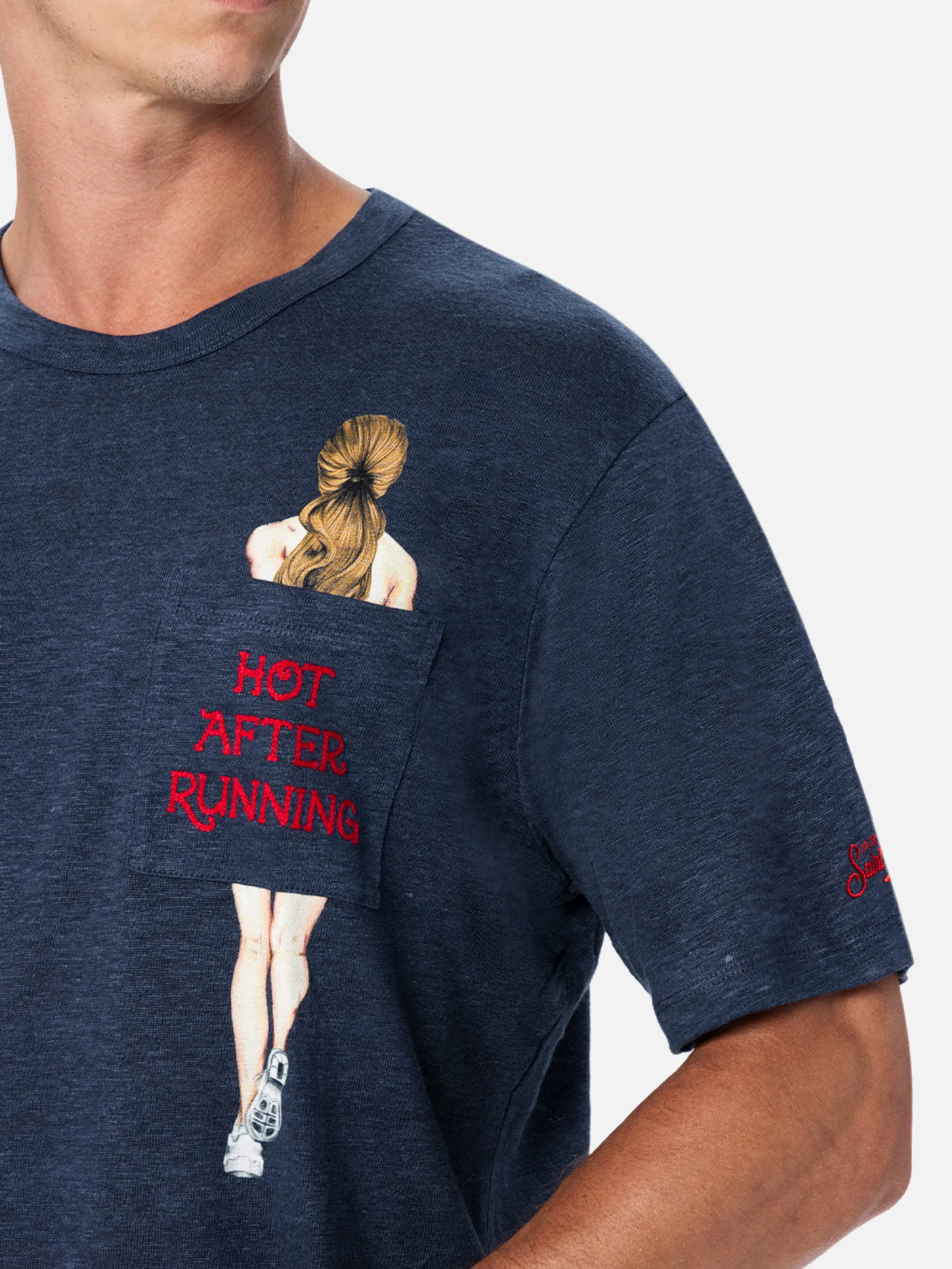 Herren-T-Shirt aus Leinenjersey Ecstasea mit bedruckter und bestickter Tasche