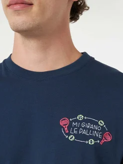 Klassisches Herren-T-Shirt aus Baumwolljersey „Portofino“ mit „Mi girano le palline“-Stickerei | INSULTI LUMINOSI SONDEREDITION