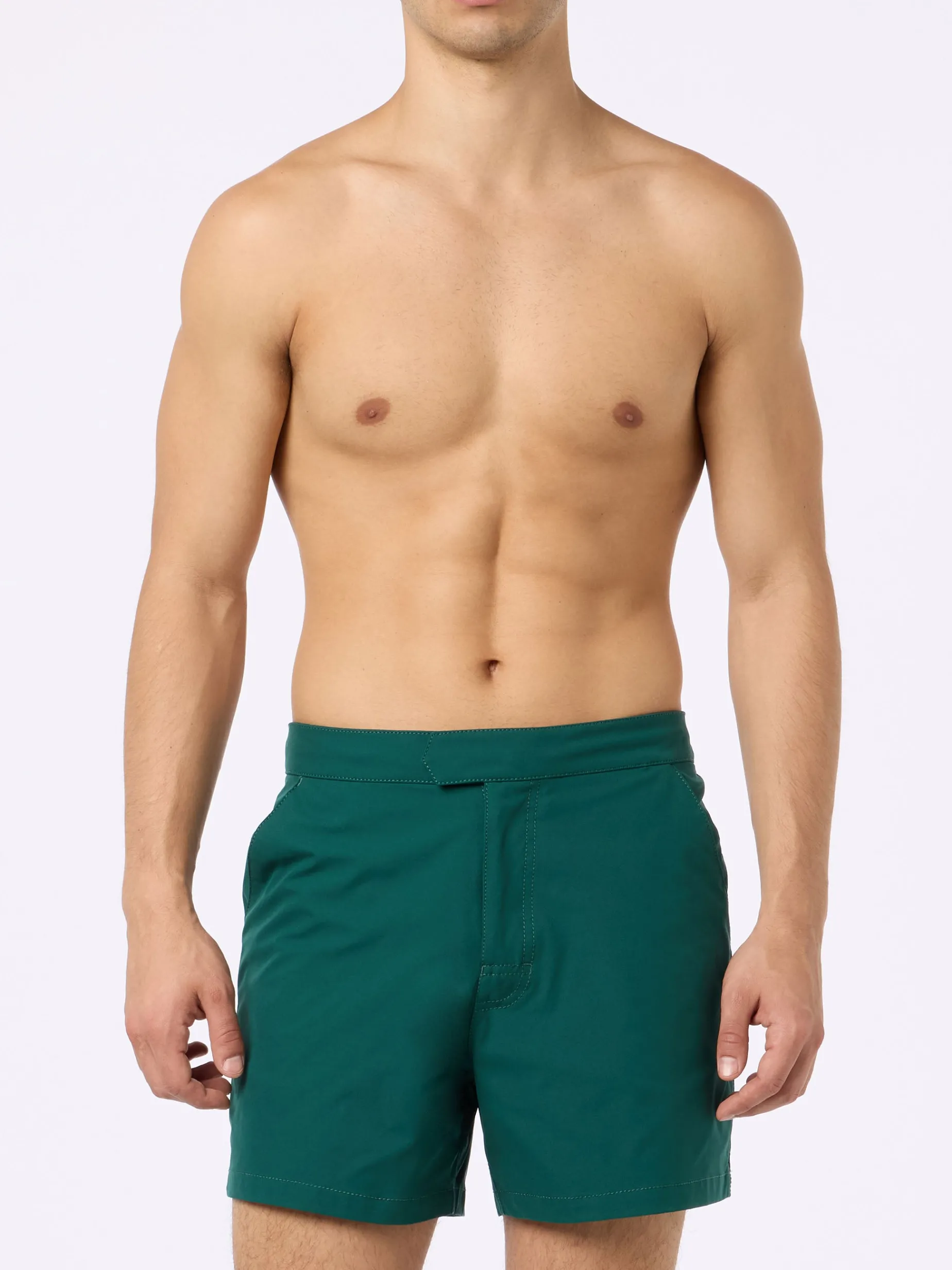 Kurze Herren-Badeshorts Master in britischem Grün