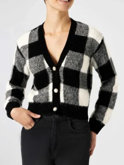 Kurzer Damen-Cardigan mit Schmuckknöpfen und Vichy-Print