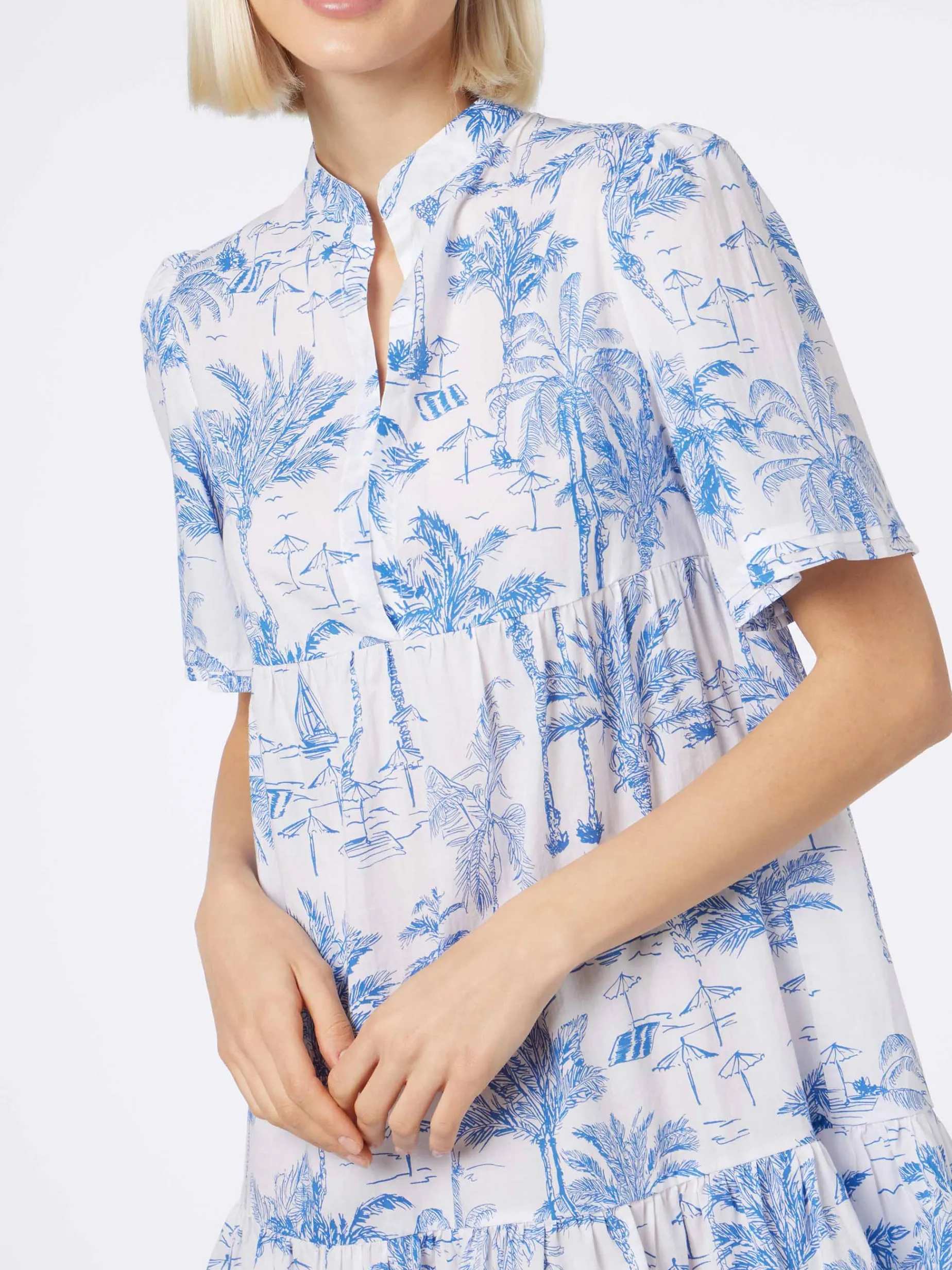 Kurzes Damenkleid aus Baumwoll-Voile Siara mit Toile de Jouy-Print