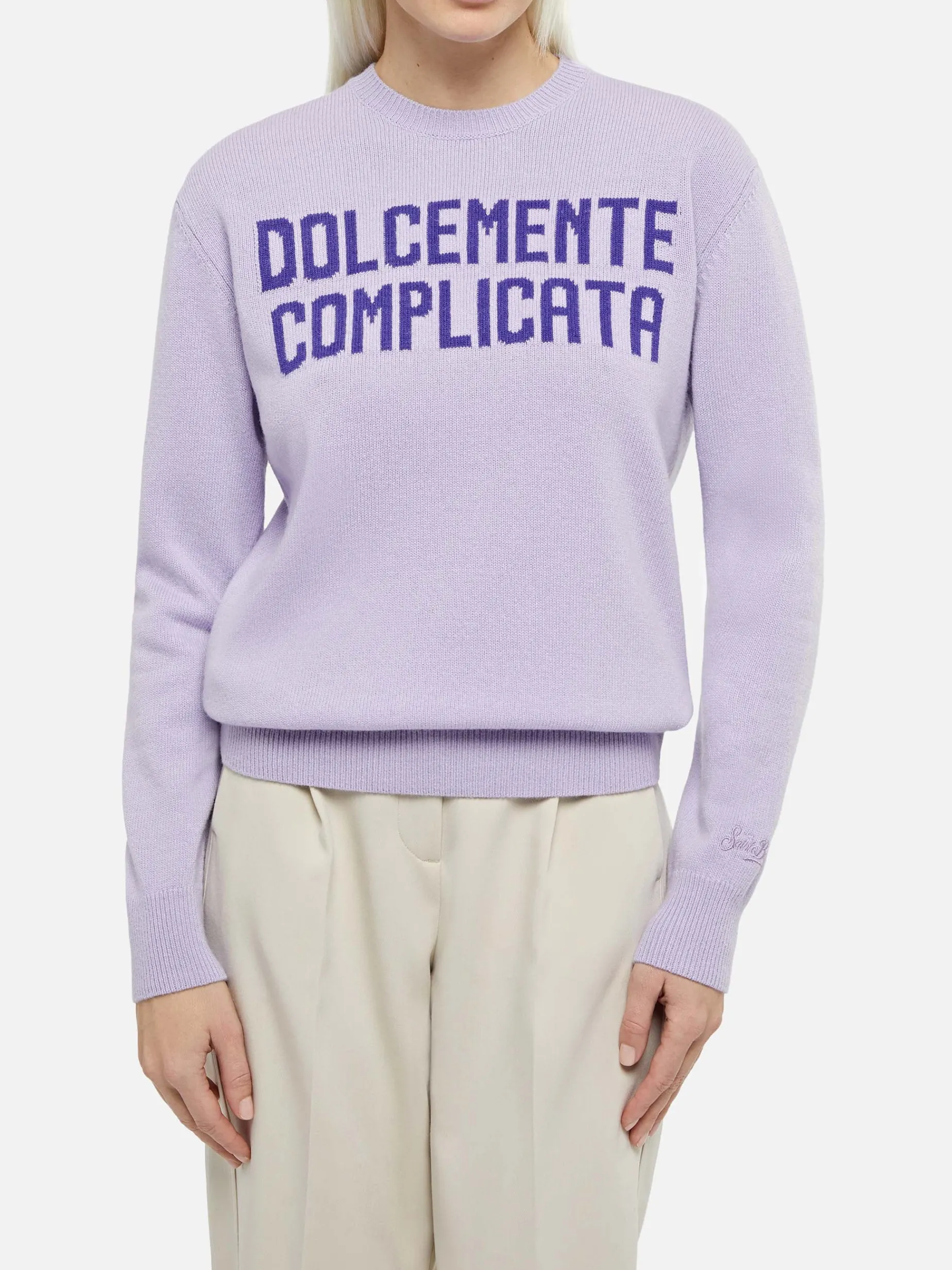 Lila Damenpullover New Queen mit Dolcemente Complicata-Print