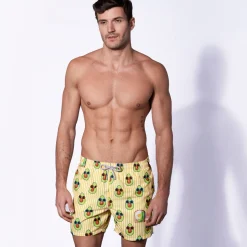Mittellange Badeshorts mit Avocado-Toast-Streifendruck