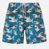 Mittellange Gustavia-Badeshorts für Herren mit Hai-Print | AI CO-CREATED DESIGN BY RICKDICK - POWERED BY RED-EYE
