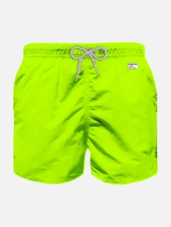 Neongelbe Badeshorts für Jungen | PANTONE® SONDERAUSGABE