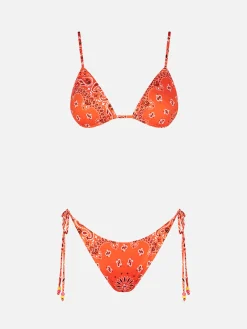 Orangefarbener Damen-Triangel-Bikini mit Bandana-Print