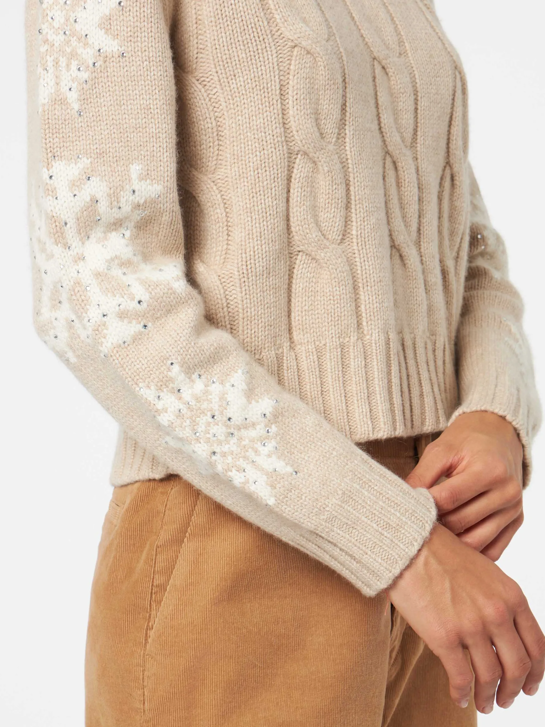 Rollkragenpullover für Damen mit Flechtmuster und Schneeflocken-Strasssteinen