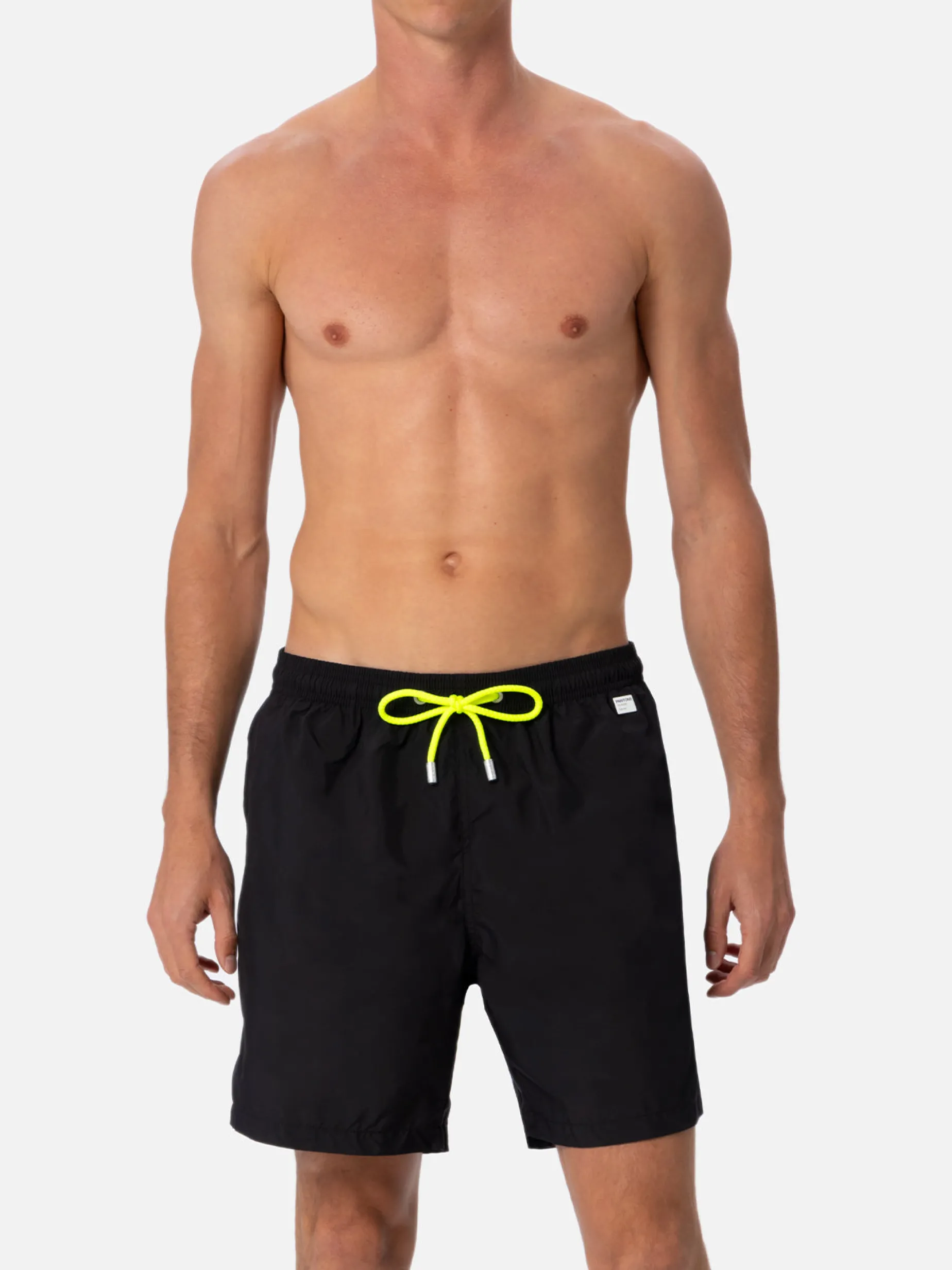 Schwarze Herren-Badeshorts aus leichtem Stoff Lighting Pantone | PANTONE-SONDERAUSGABE
