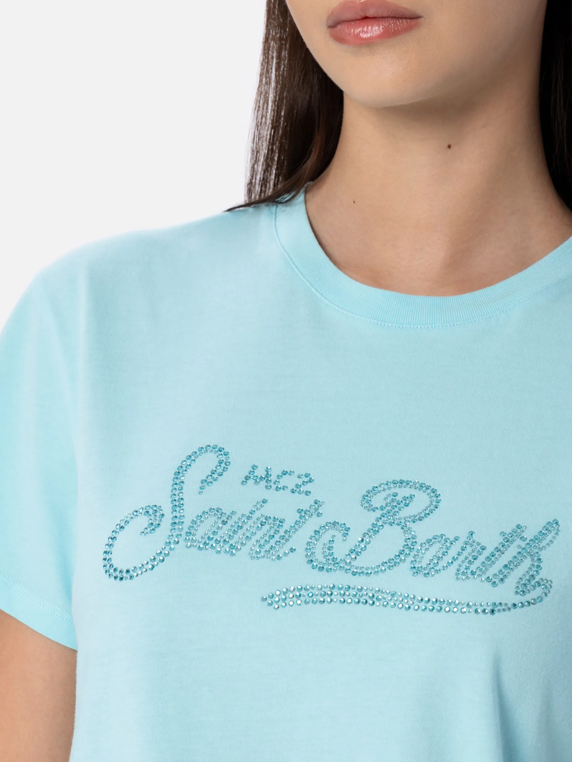 Wassergrünes Damen-T-Shirt Emilie aus Baumwolljersey mit Rundhalsausschnitt und Strasssteinen