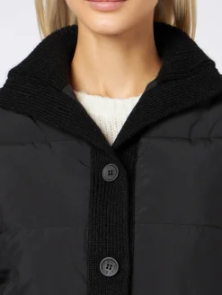Wattierte Damenjacke mit Strickärmeln