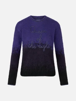 Weicher Damenpullover mit Rundhalsausschnitt und „Queen of the Night“-Stickerei