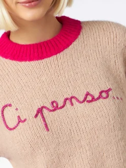Weicher, kastenförmiger Damenpullover mit „Ci Penso“-Stickerei