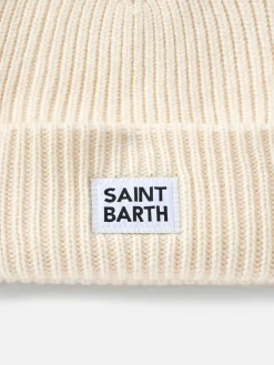 Weiße gerippte Damenmütze in Beerenfarbe mit St. Barth-Patch