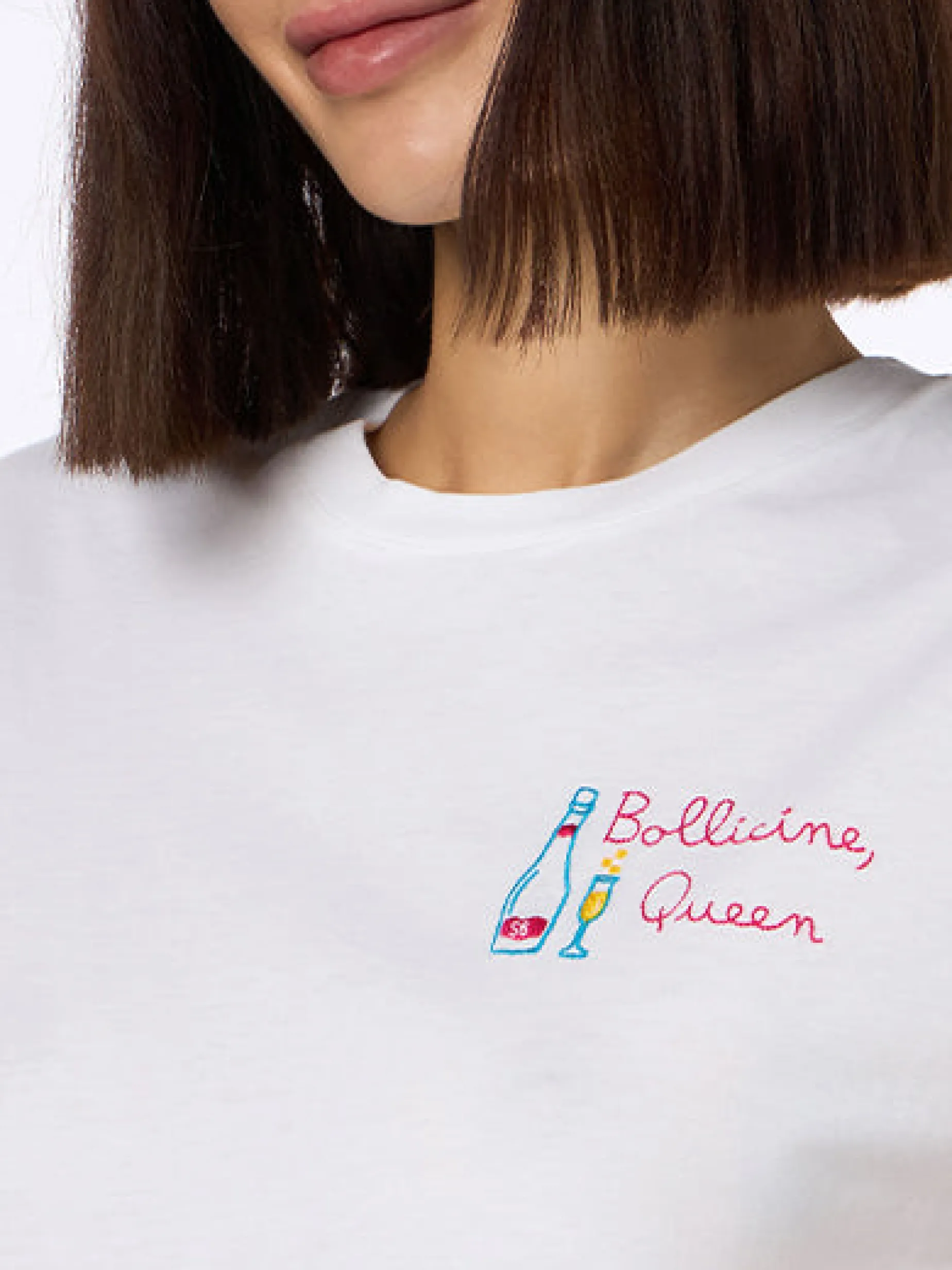Weißes Damen-T-Shirt Emilie aus Baumwolljersey mit Rundhalsausschnitt und Stickerei „Bollicine Queen“
